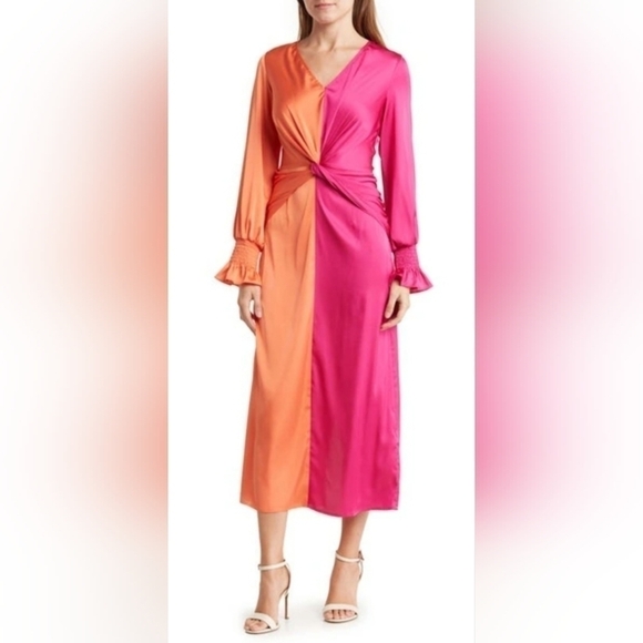 Bonheur D'amour Dresses & Skirts - COLORBLOCK twist front dress 🤪 👌 ✨️